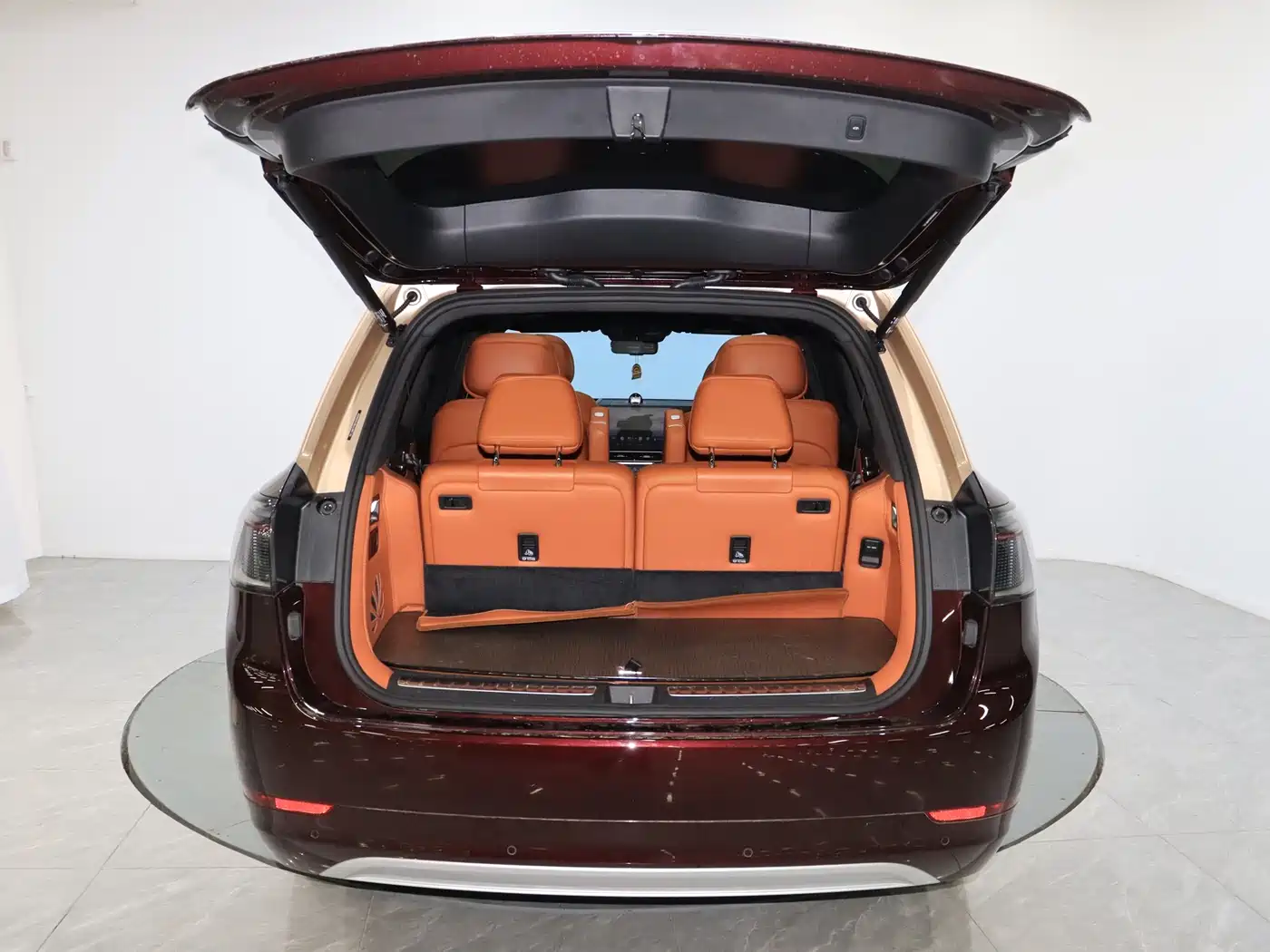 AITO Wenjie AITO M9 2025 Pure Electric Ultra 100kWh 6-Seater фото 18