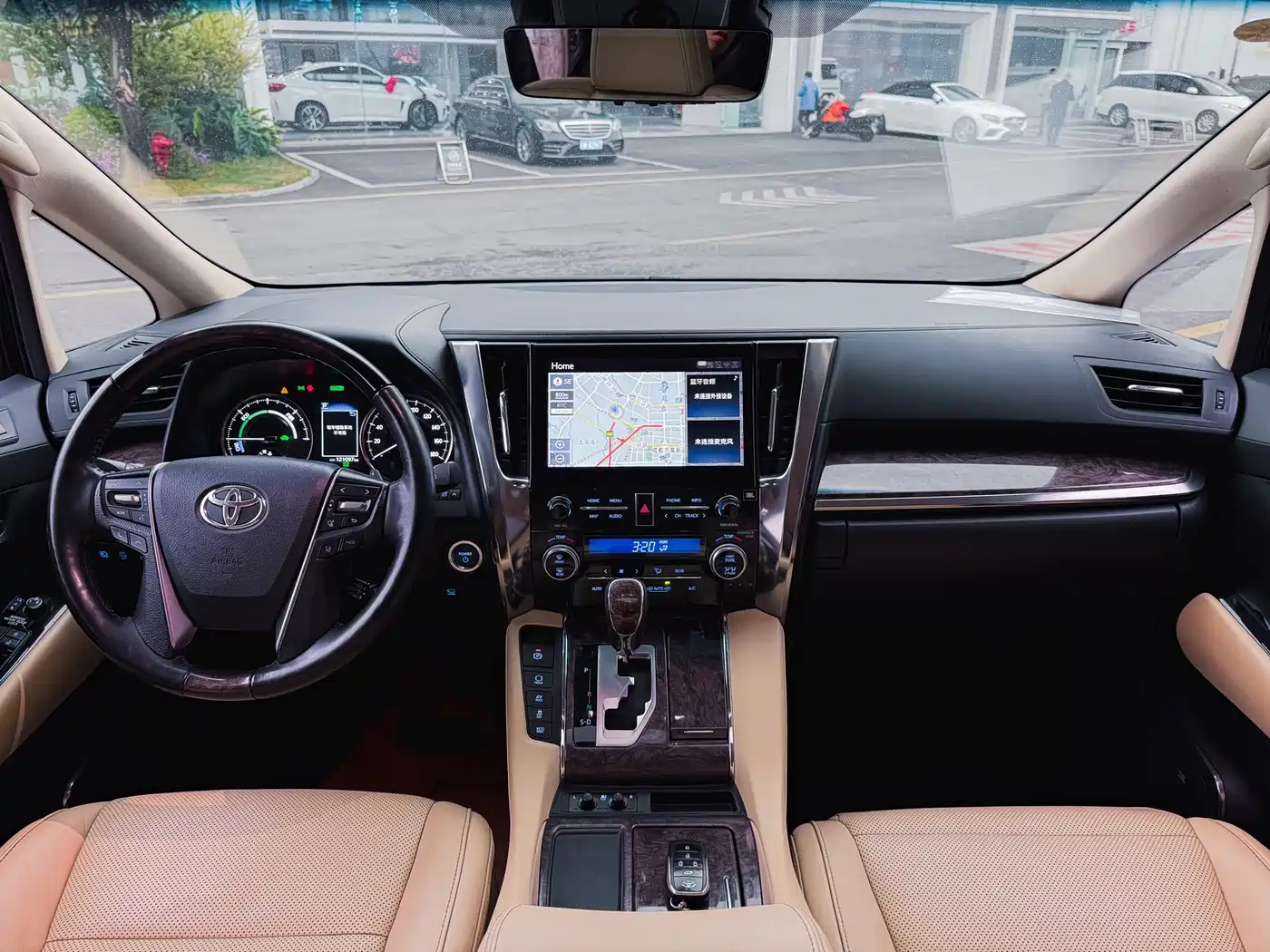 Toyota Vellfire 2021 Crown Hybrid 2.5L HV Premium Edition фото 12