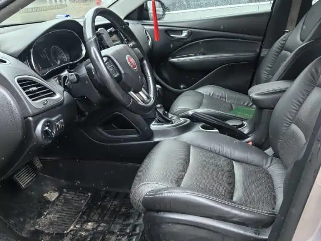 Fiat Viaggio 2014 2012 1.4T Auto Joy Edition