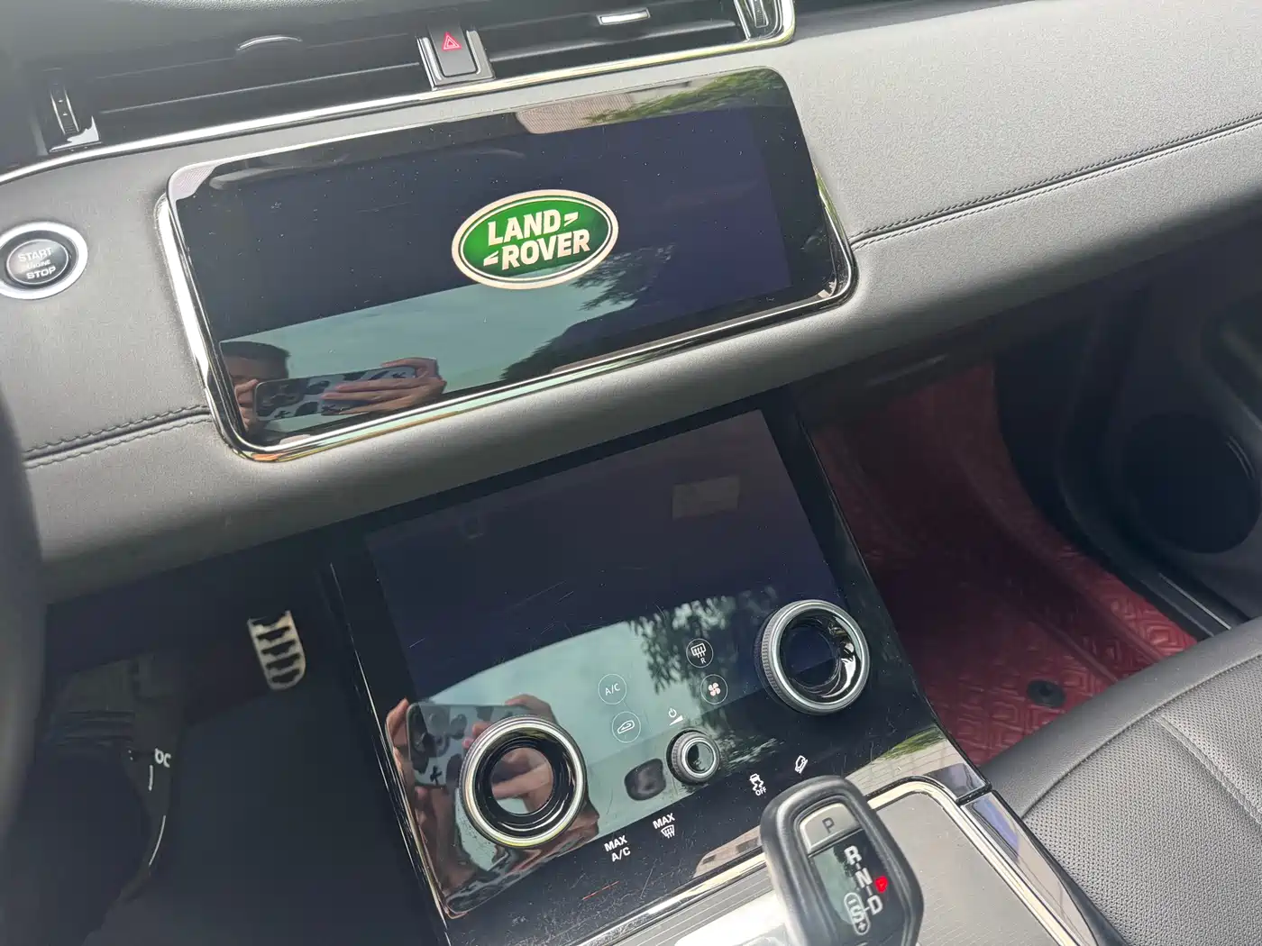Land Rover Range Rover Evoque 2020 Model 249PS R-DYNAMIC S Gloss Black Sport Edition фото 27