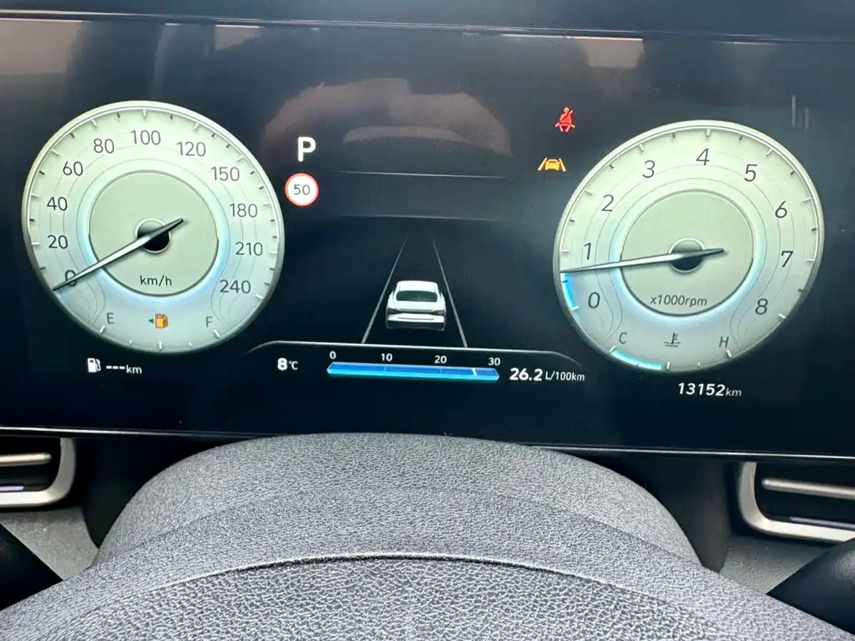 Hyundai Elantra 2023 1.5L CVT TOP Flagship Edition фото 20