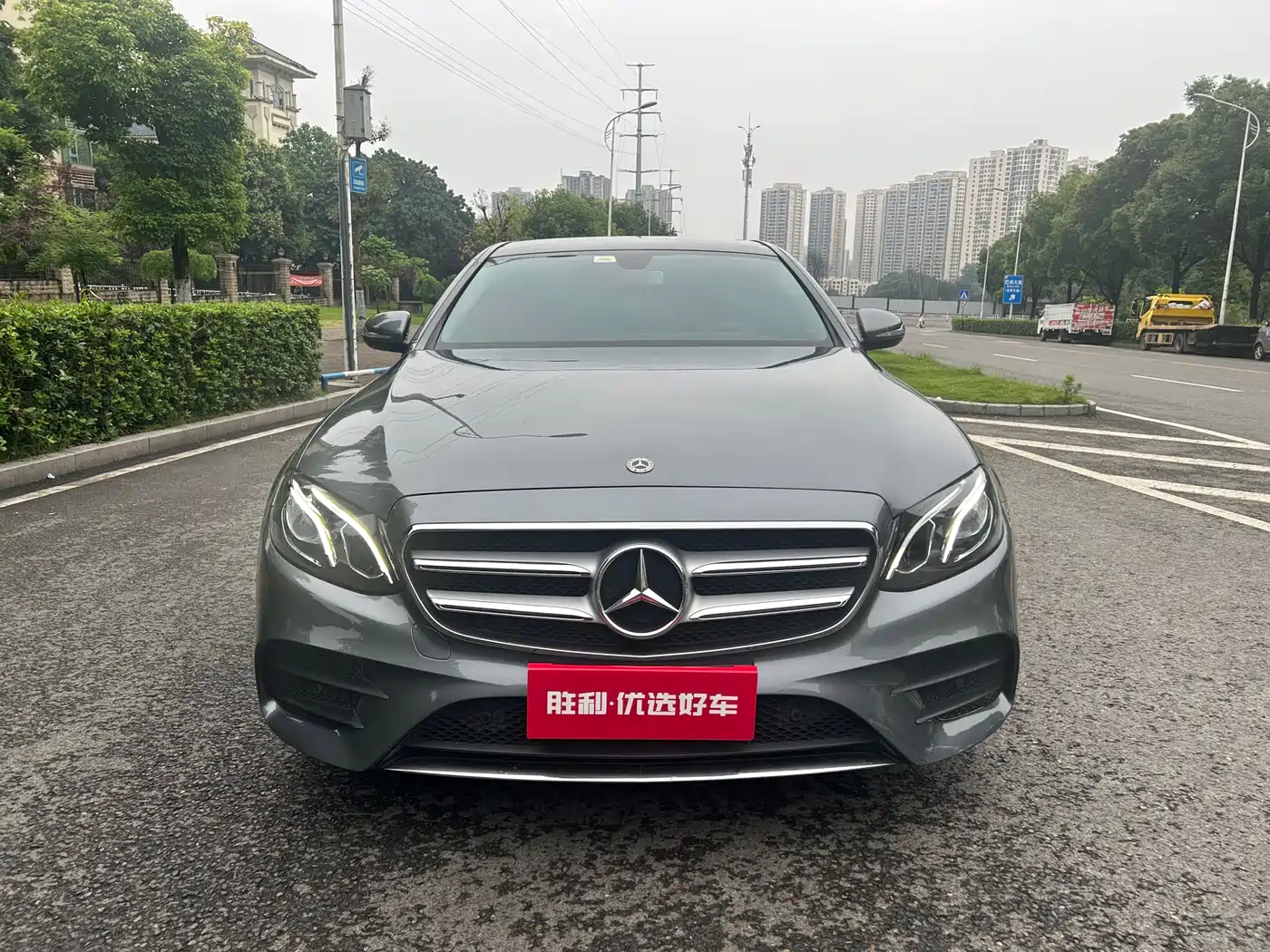 Mercedes-Benz E-Class 2016 E 200 L Sport Type фото 2