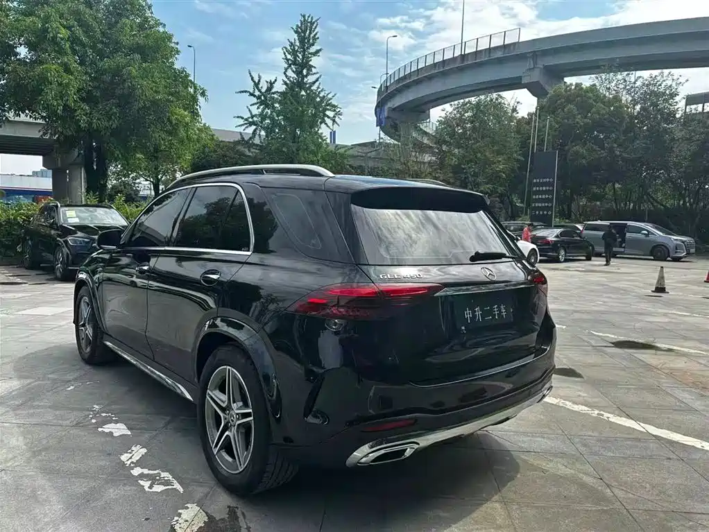 Mercedes-Benz GLE 2025 GLE 450 4MATIC Fashion фото 10