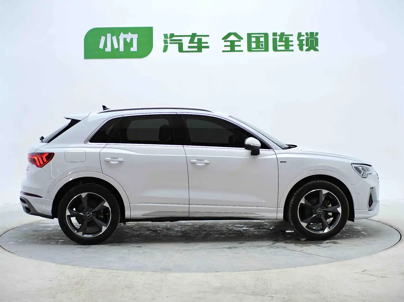 Audi Q3 2022 35 TFSI Fashion Dynamic фото 3