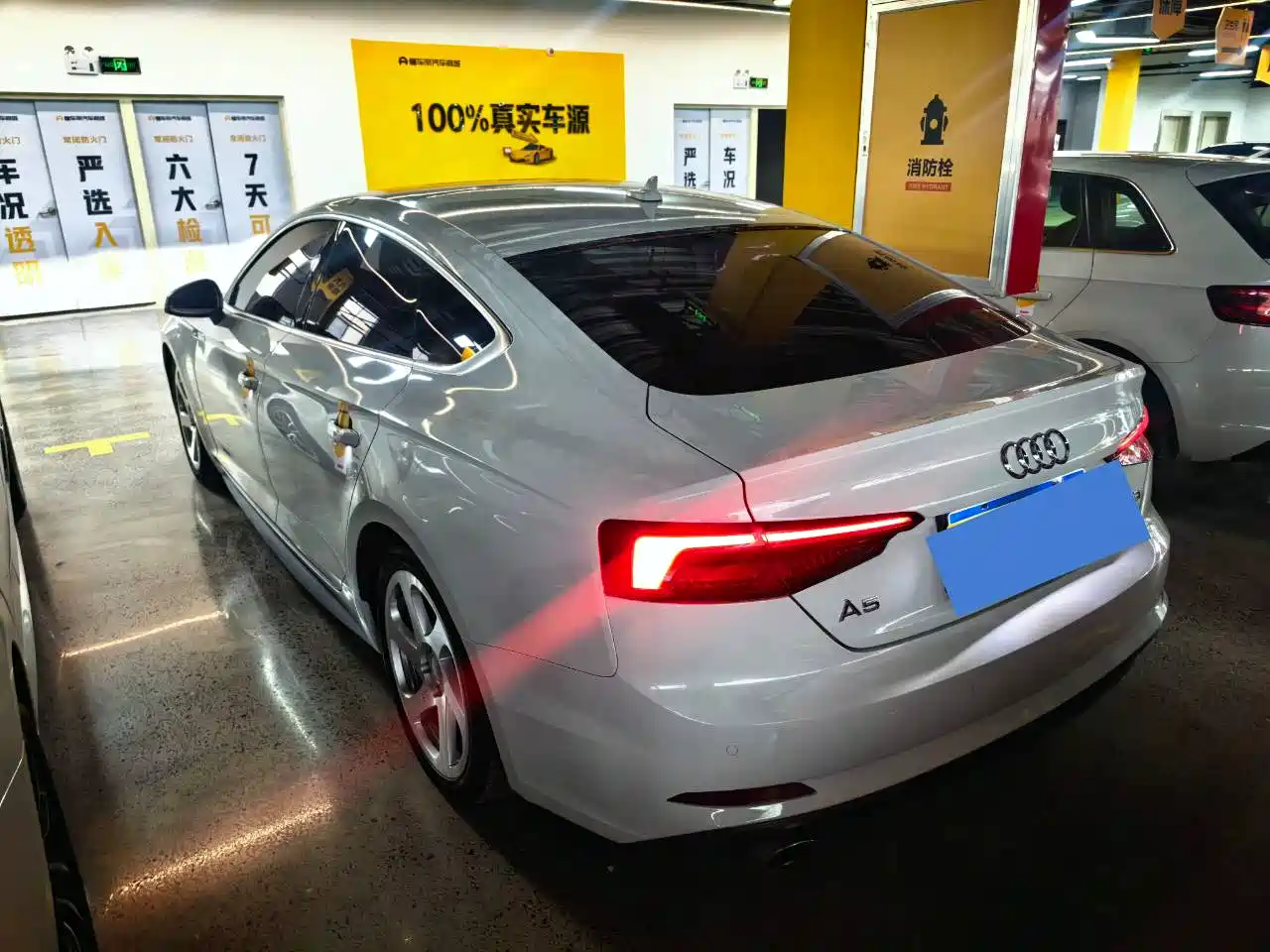 Audi A5 (Import) 2017 Sportback 40 TFSI Fashion фото 6