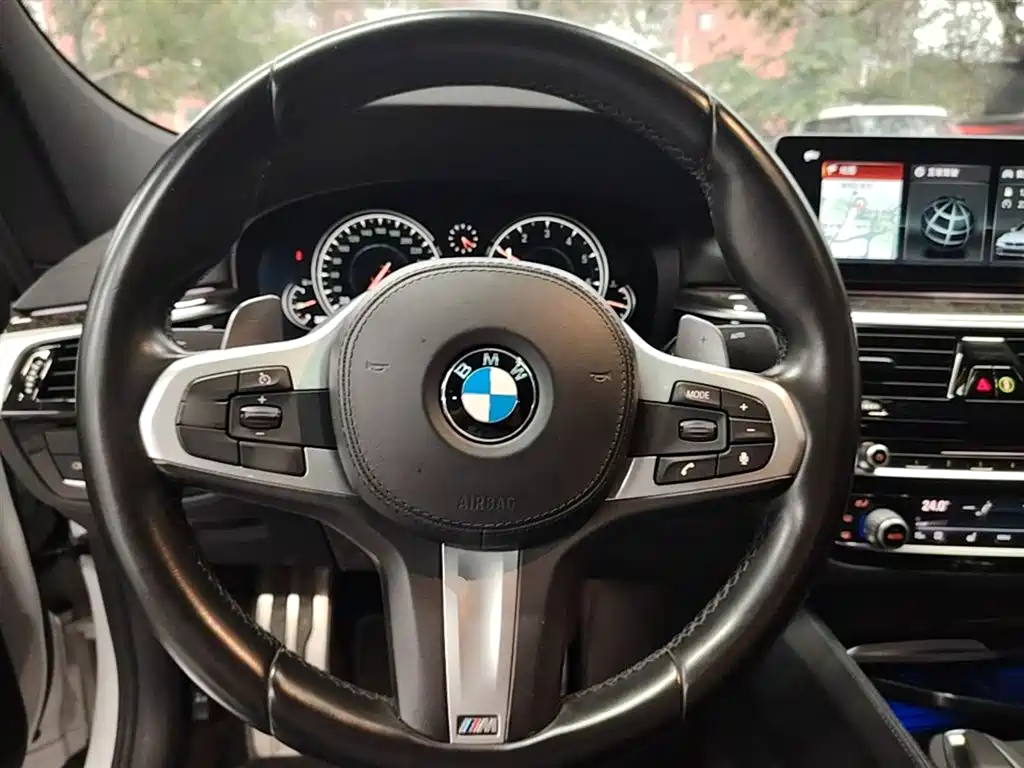 BMW 6 Series GT 2018 630i M Sport Package фото 11