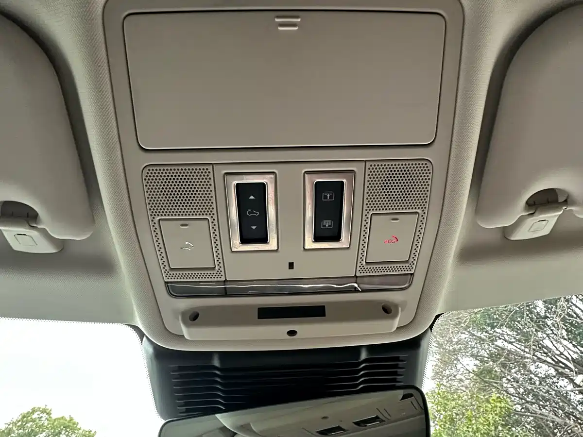 LAND ROVER RANGE ROVER AURORA NEW ENERGY