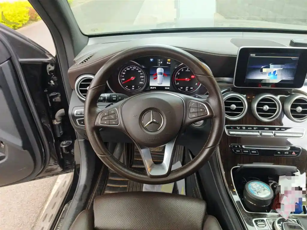 Mercedes-Benz GLC 2018 GLC 260 4MATIC Luxury фото 7