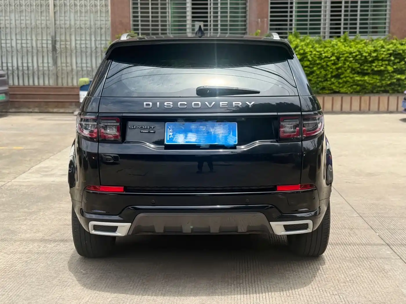 Land Rover Discovery Sport 2021 249PS R-Dynamic SE Performance Technology Edition 5-seater фото 5