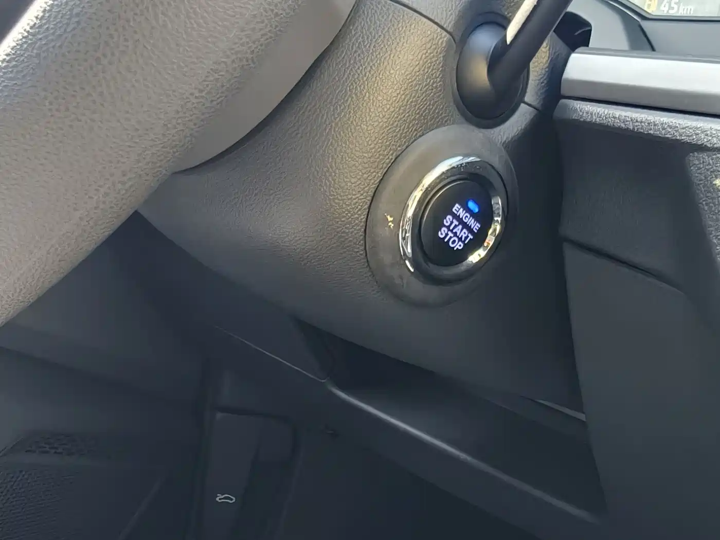 Volkswagen Polo 2022 Plus 1.5L Automatic Joyful Living Edition фото 24