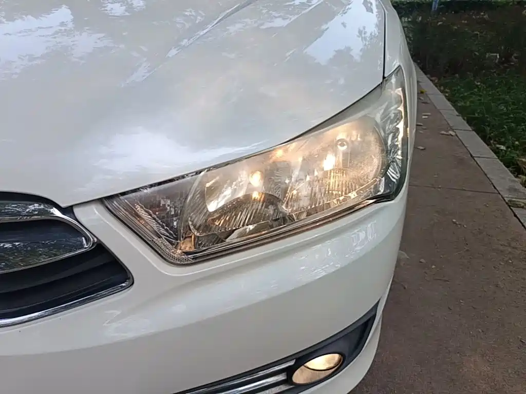 Photo 24 - Citroën C-Quatre