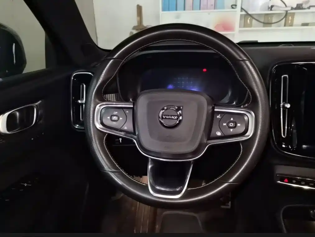 Volvo XC40 New Energy 2021 2021 P8 EV AWD Elegant Sport
