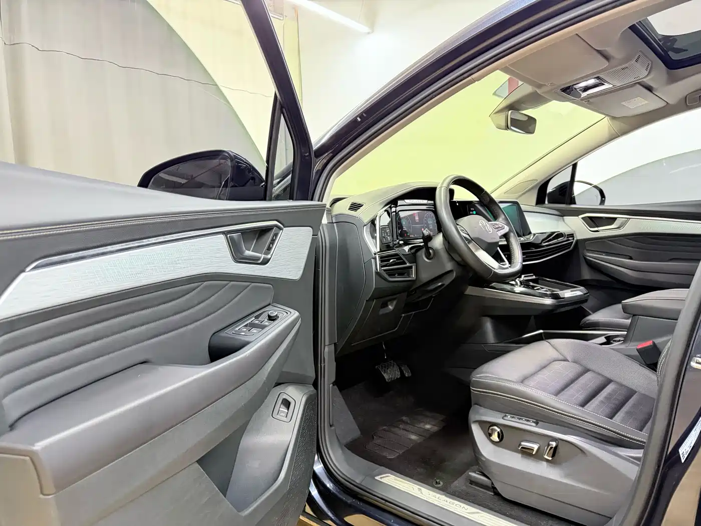 Volkswagen Talagon 2021 380TSI 4WD Luxury Premium Edition Pro фото 14