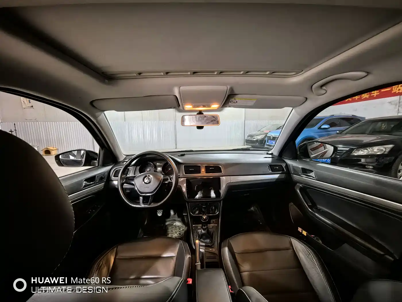 Volkswagen Lavida 2015 1.6L Manual Comfort Edition фото 5