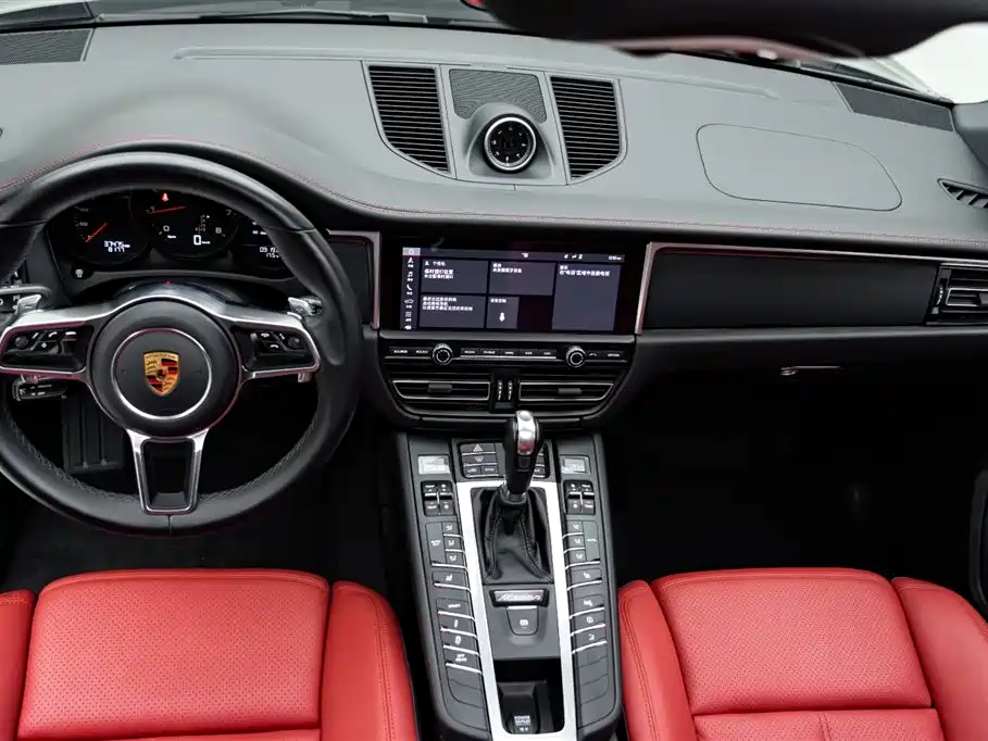Porsche Macan 2018 Macan 2.0T фото 10
