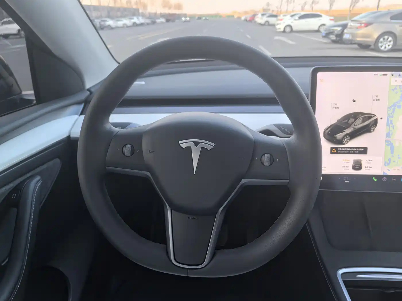 TESLA MODEL Y