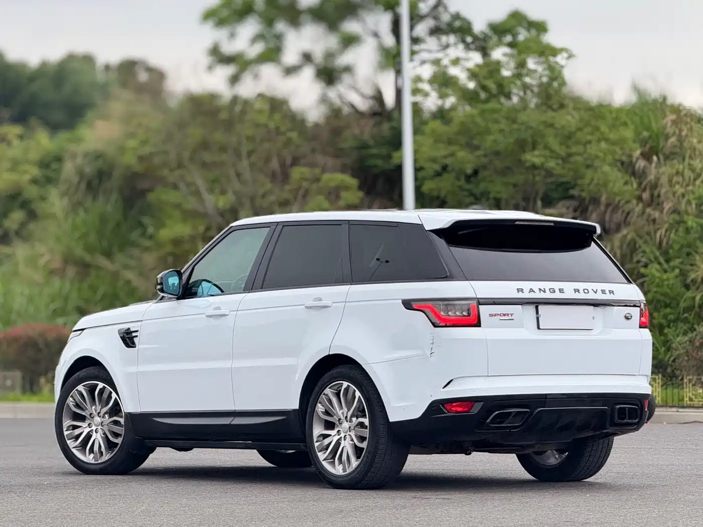 Land Rover Range Rover Sport 2014 3.0 SC V6 HSE DYNAMIC фото 17