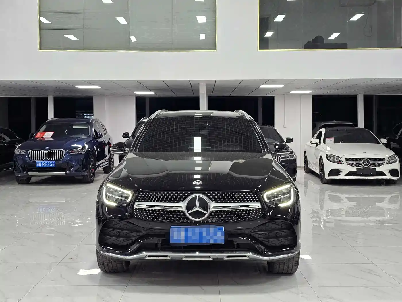 Mercedes-Benz GLC 2022 Facelift GLC 300 L 4MATIC Dynamic Collector's Edition фото 2