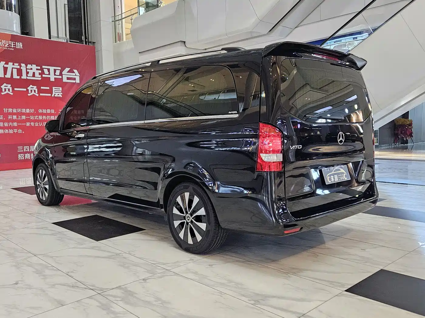Mercedes-Benz Vito 2021 2.0T Elite 7-Seater фото 29