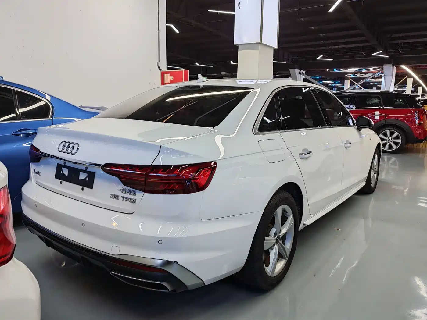 Audi A4L 2020 35 TFSI Fashion Dynamic Edition фото 23