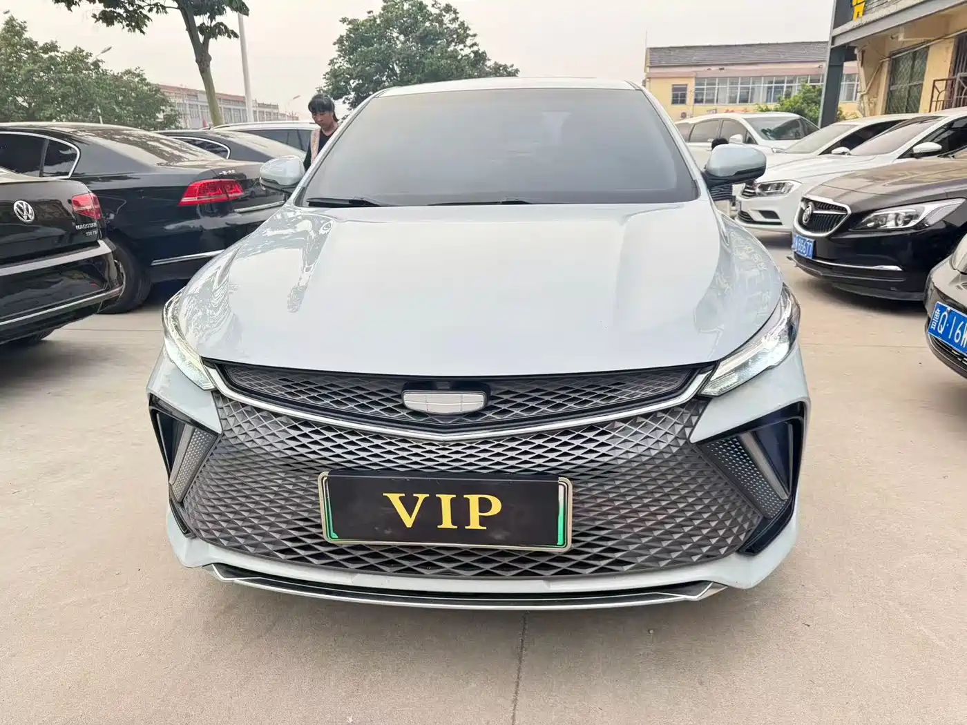 Geely Emgrand L HiP 2022 2022 1.5TD-DHT Pro 100KM Super Rui