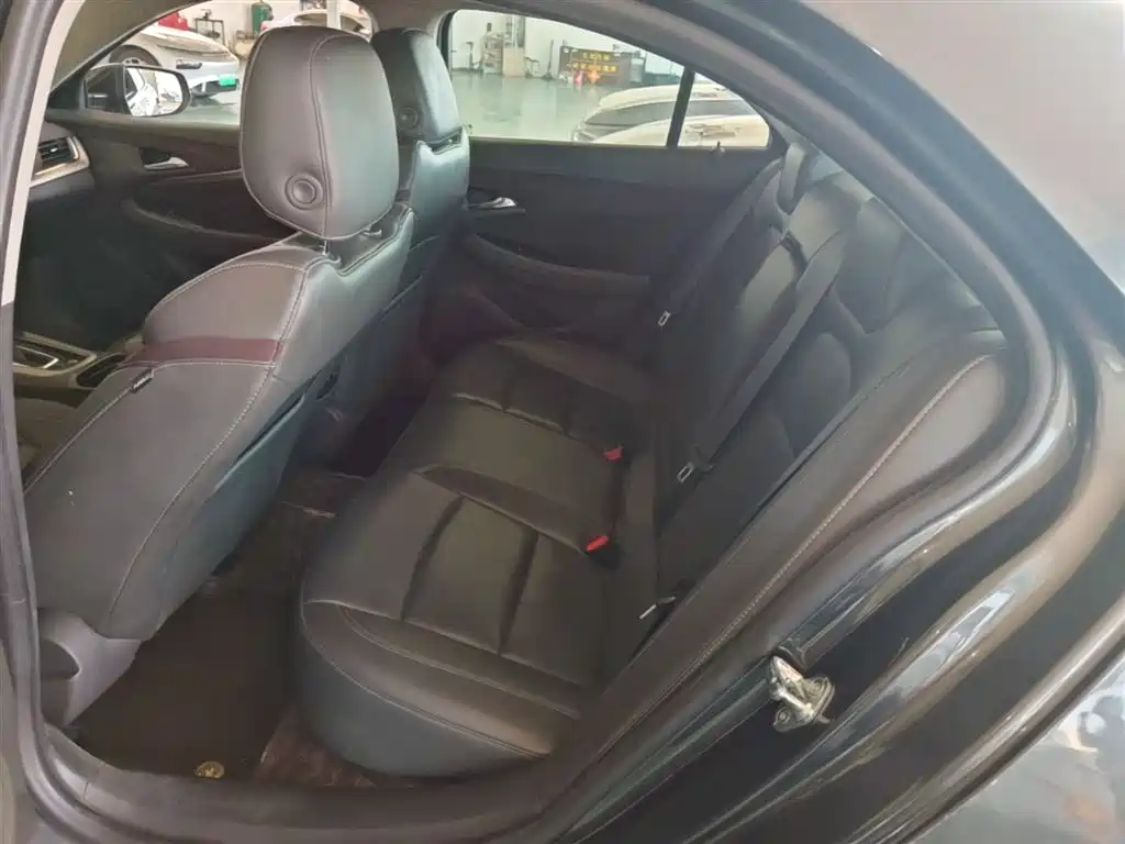 Chevrolet Malibu 2018 530T Automatic Luxury Edition фото 17