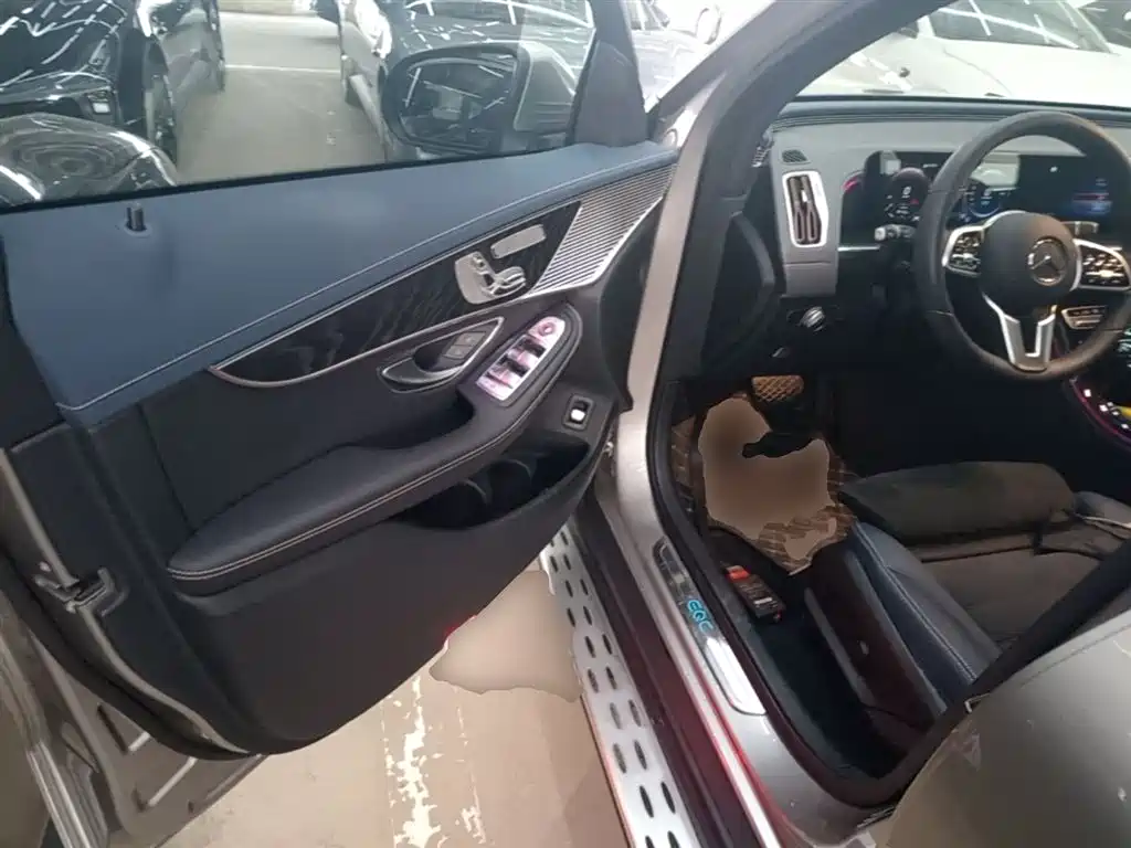 Mercedes-Benz EQC 2021 EQC 400 4MATIC фото 16
