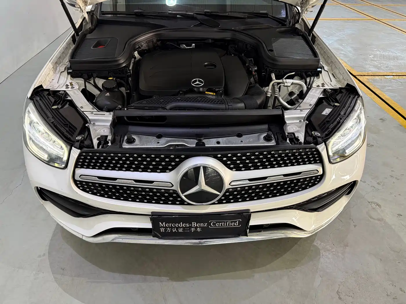 MERCEDES-BENZ GLC