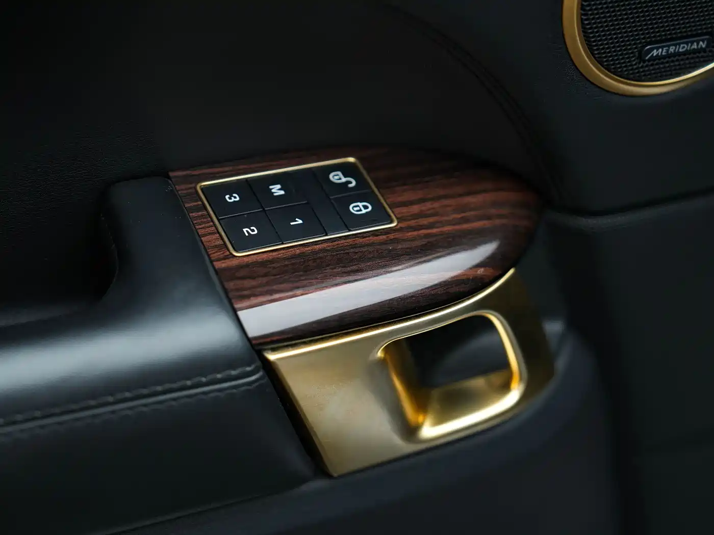 Land Rover Range Rover 2016 3.0 SC V6 Vogue фото 9