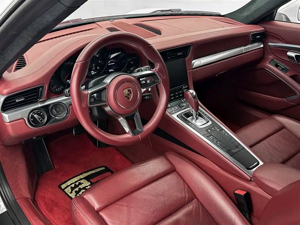 Porsche 911 2016 Carrera 3.0T фото 10