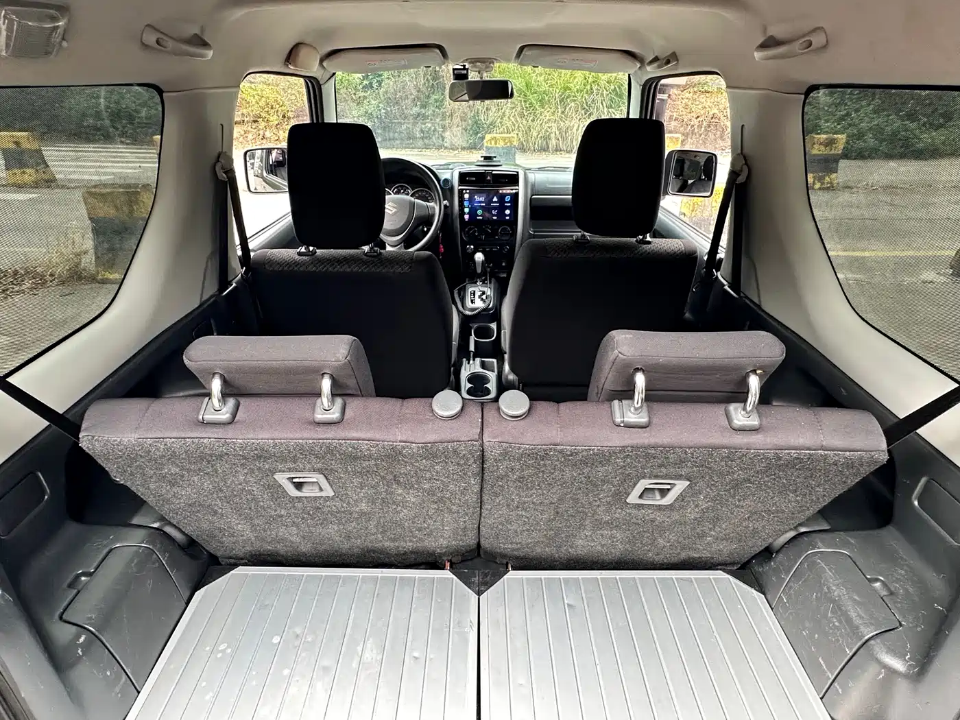 Suzuki Jimny (Import) 2015 1.3 AT Mode3 Navigation Edition фото 10