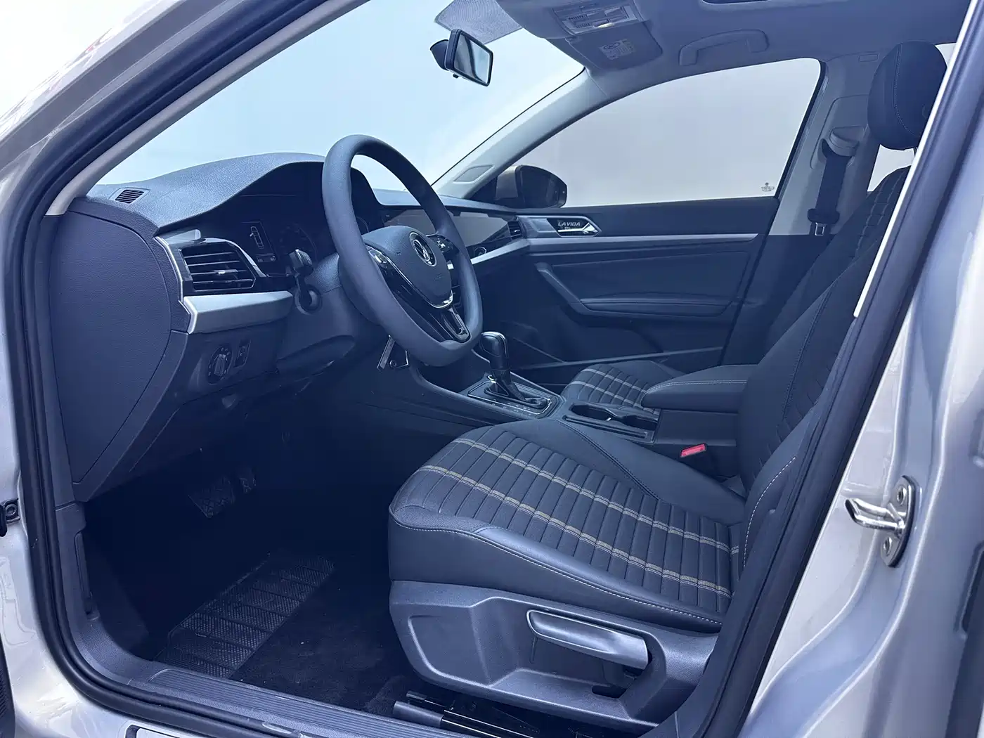 Volkswagen Lavida 2021 280TSI DSG Comfort Edition фото 15