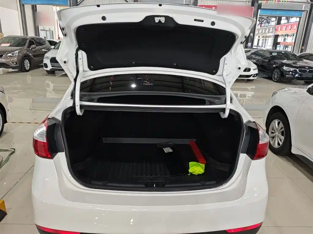Kia K3 2017 1.6L Automatic 15th Anniversary Special GLS фото 19