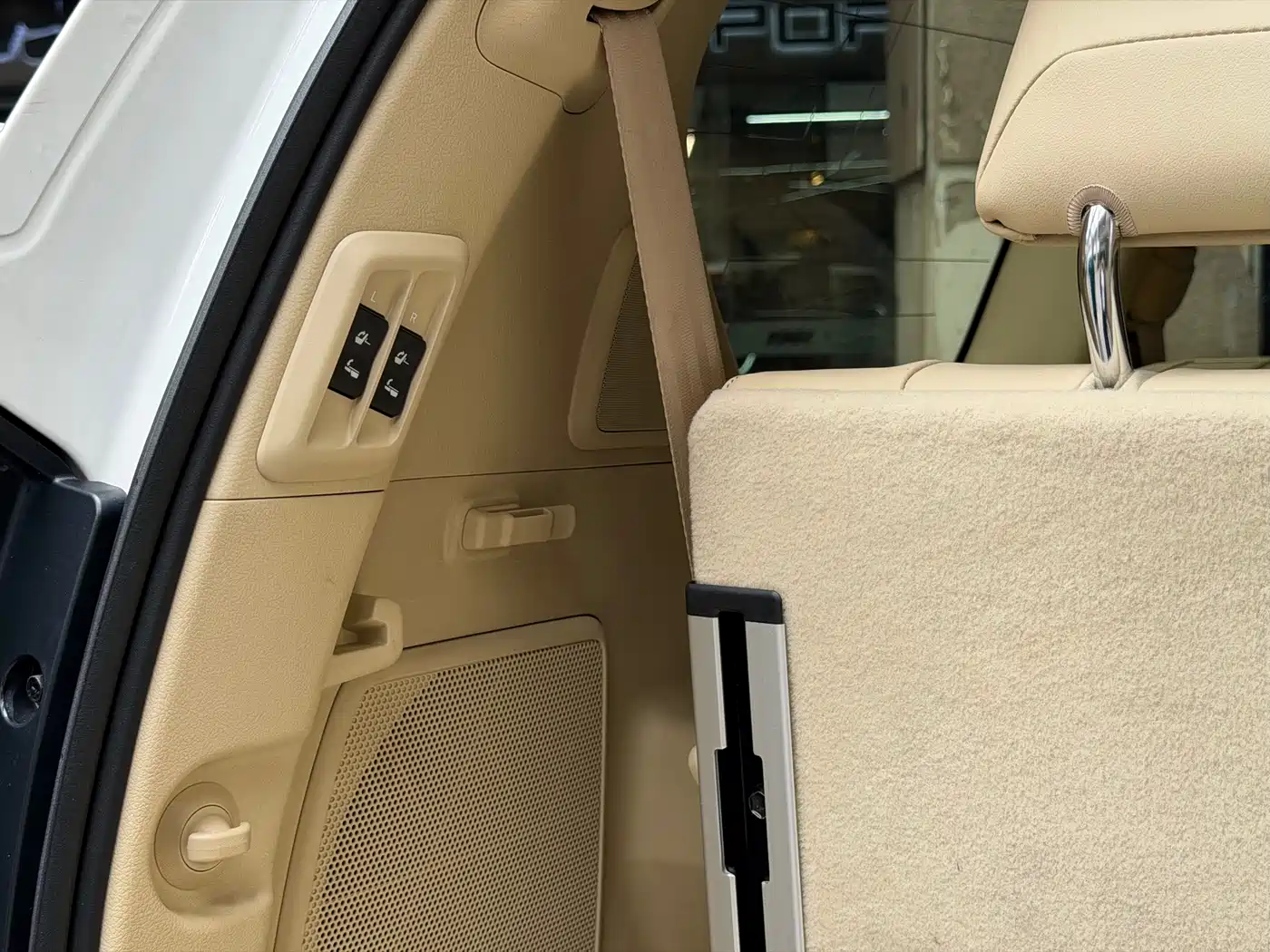 Toyota Prado 2014 4.0L Automatic TX-L NAVI фото 6