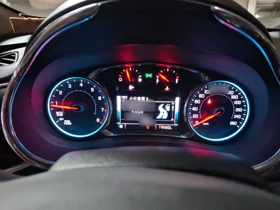 Фото 14 - Chevrolet Malibu XL