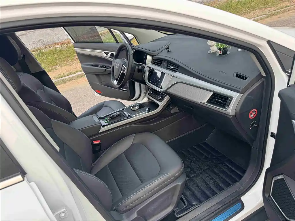 GEELY AUTOMOBILE EMGRAND GSE