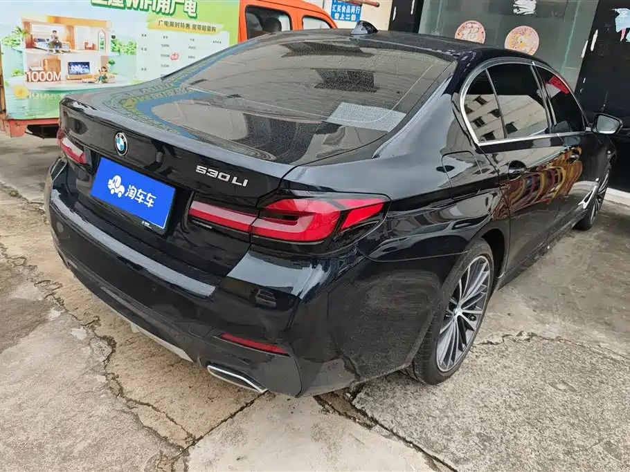 BMW 5 Series 2023 Facelift 530Li Leading M Sport Package фото 3