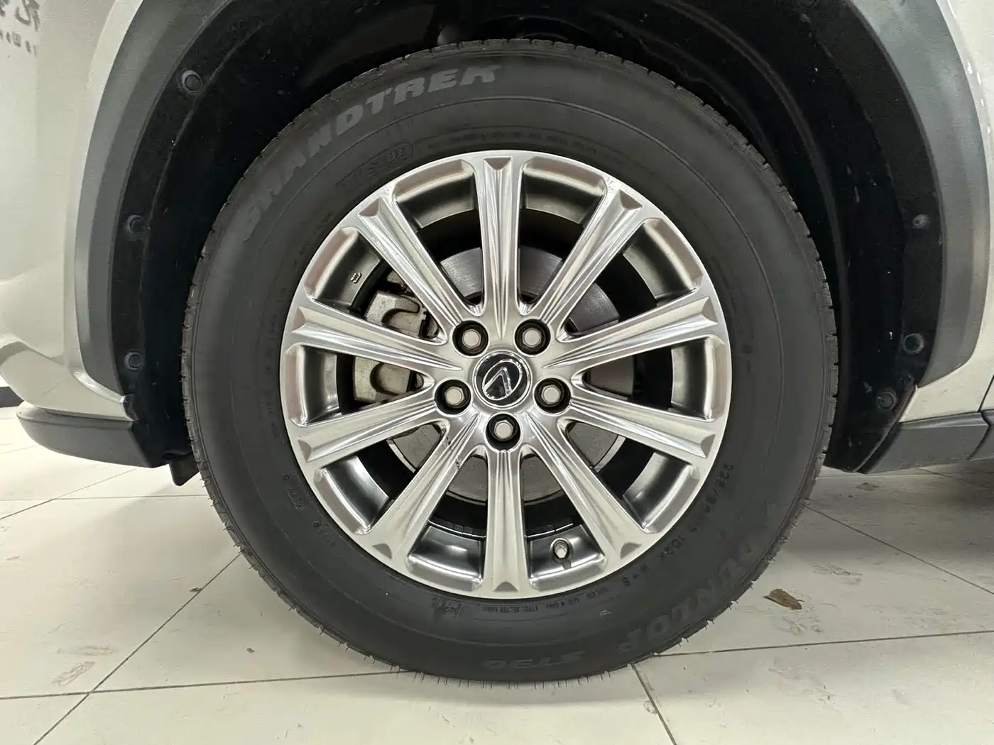Lexus NX 2018 Model 200 AWD Fengshang Edition China V фото 26
