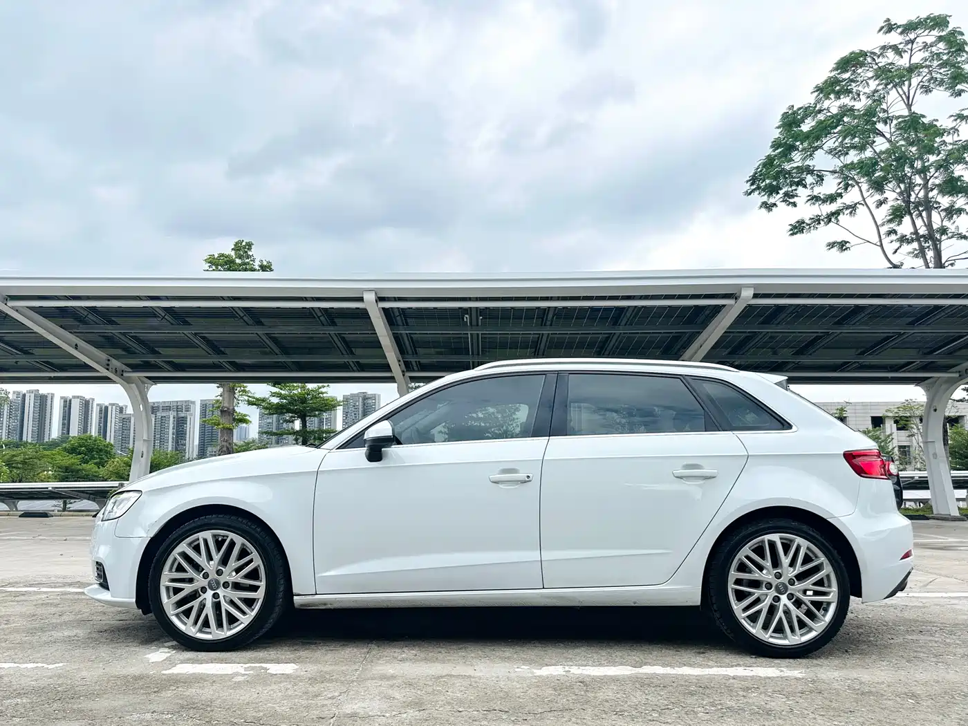 Audi A3 2019 Sportback 35 TFSI Style China VI фото 4