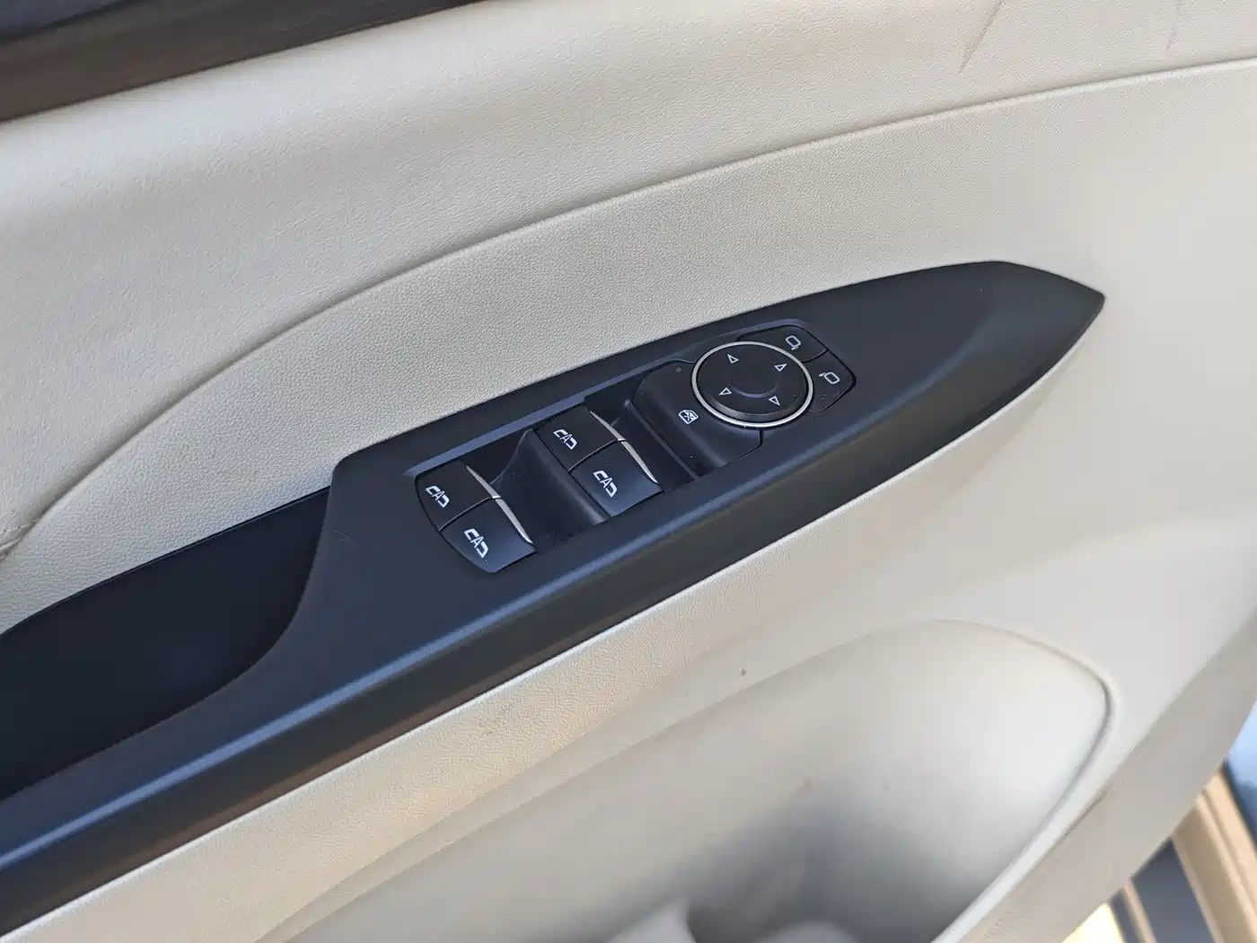 Buick GL8 2023 ES Landmaster Comfort фото 15