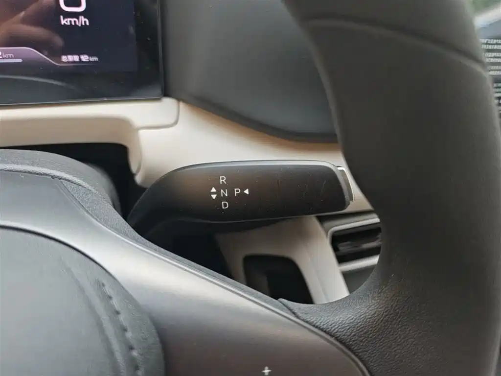 BYD Yuan UP 2025 Model 301KM Navigator фото 14