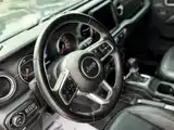 Фото 7 - Jeep Gladiator