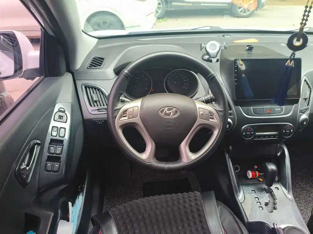 Hyundai Beijing Hyundai ix35 2015 2.0L Automatic 2WD Smart China V фото 3