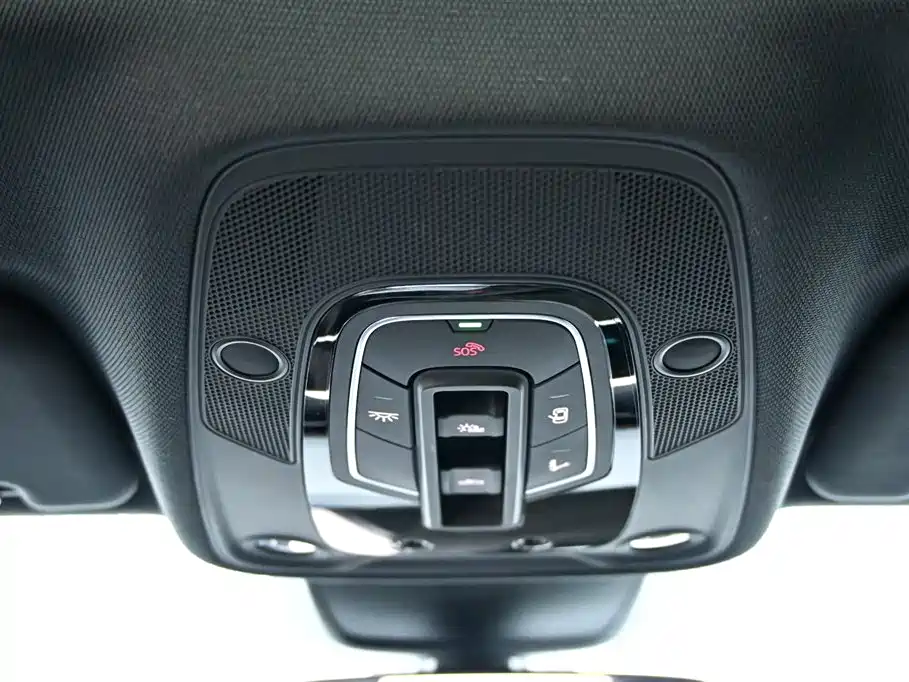 Audi A6L 2024 55 TFSI quattro Exclusive Dynamic фото 32