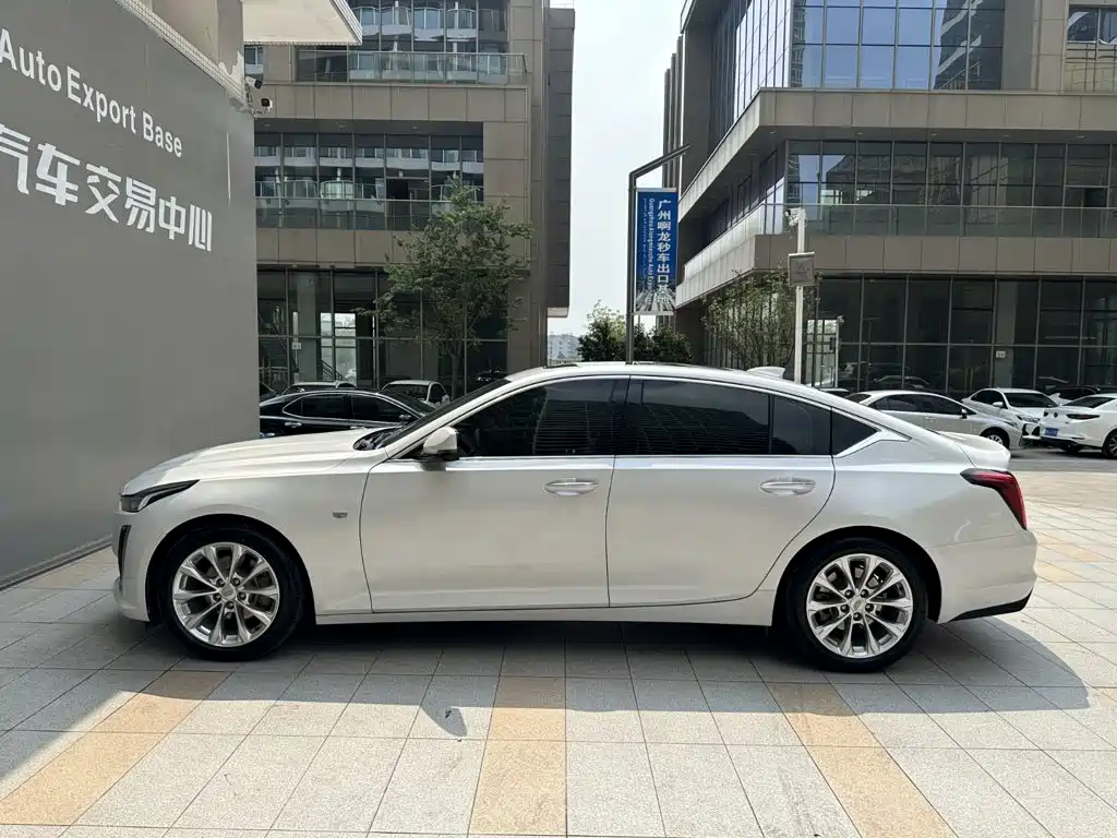 Cadillac CT5 2024 2023 28T Luxury Style (Standard Edition)