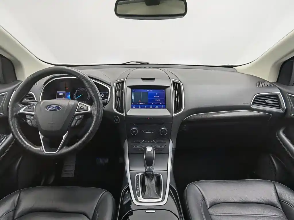 Фото 5 - Ford Edge