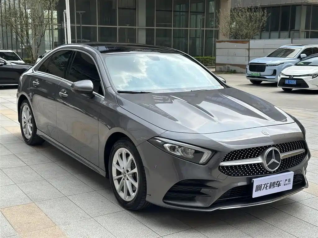 MERCEDES-BENZ A CLASS