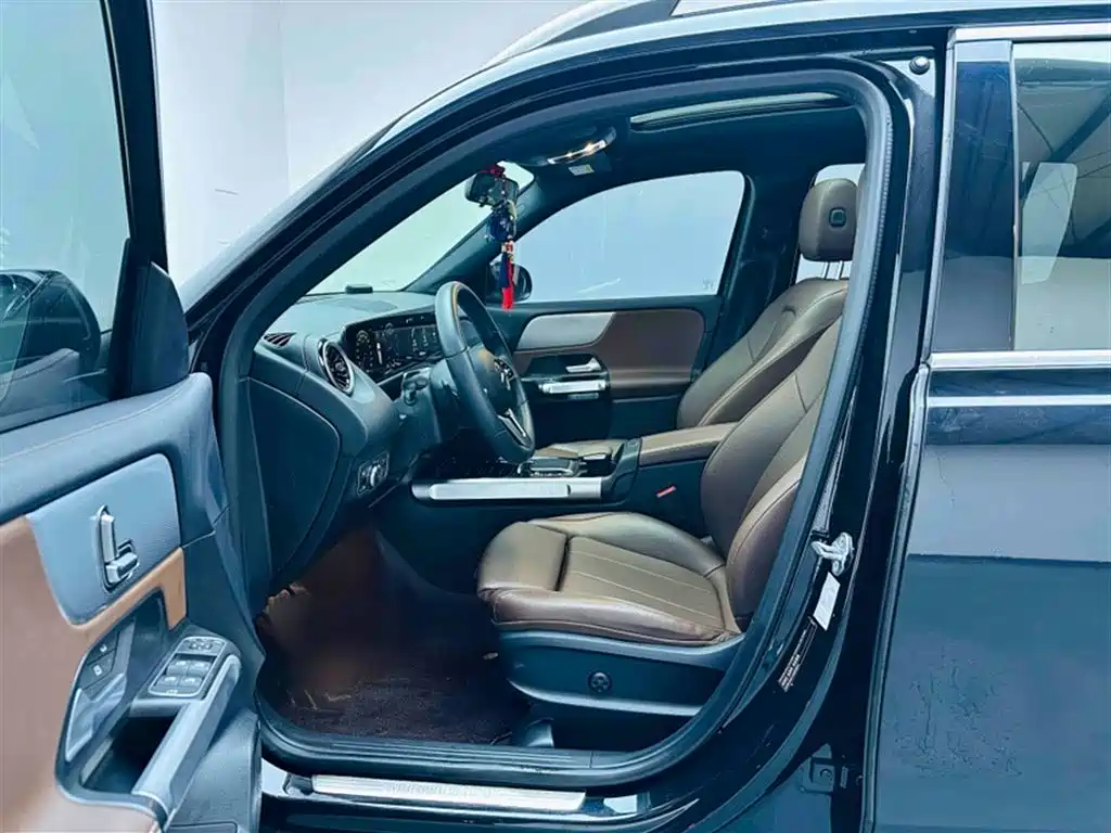 Mercedes-Benz GLB 2023 GLB 200 Style фото 17