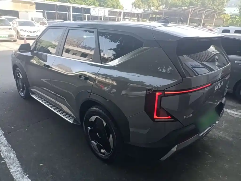 Фото 5 - Kia EV5