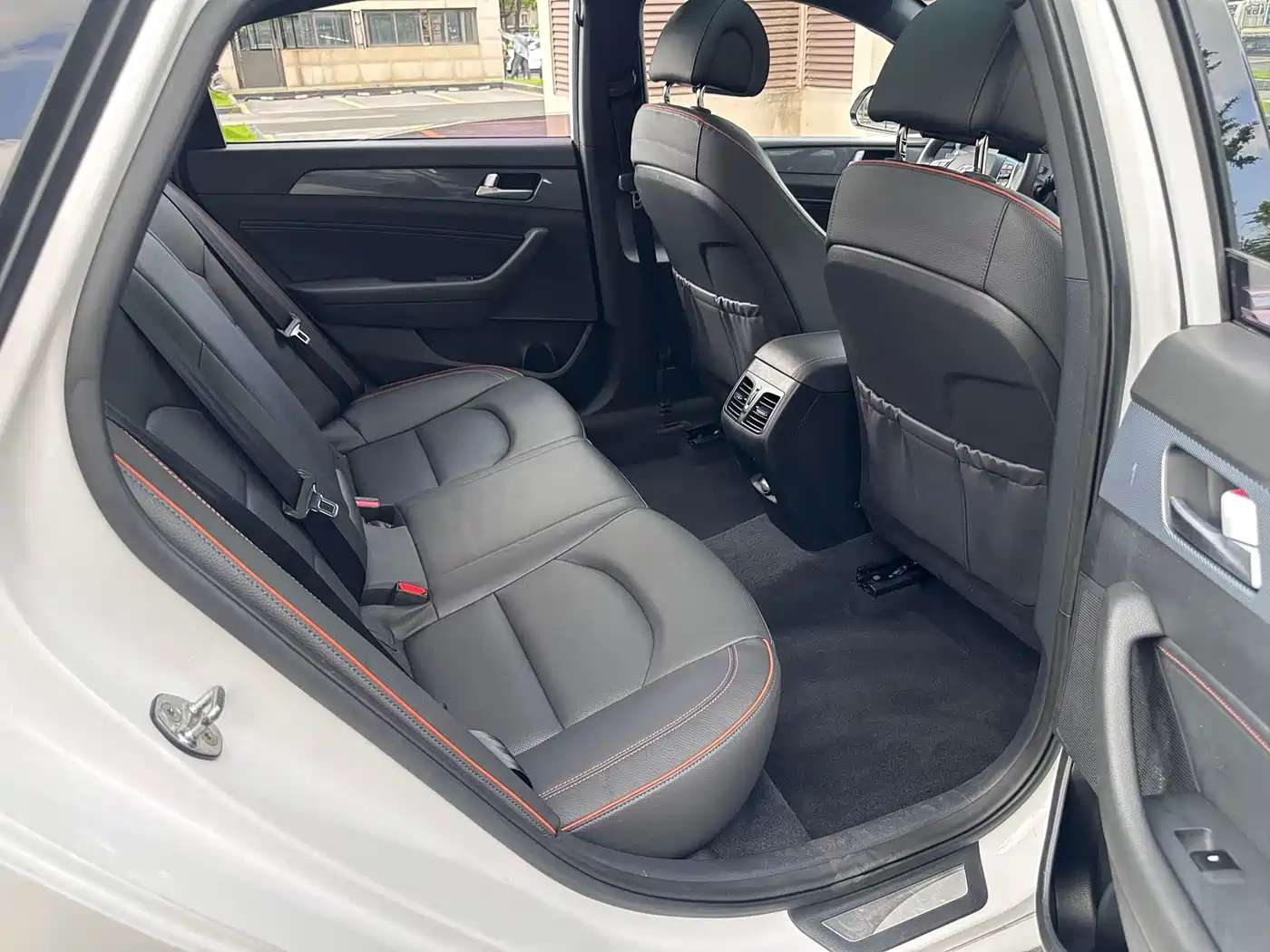 Hyundai Sonata 2015 1.6T GLS Smart фото 10